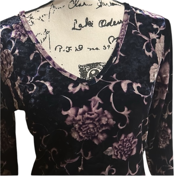 New York & Co Floral Purple Shirt - Picture 2 of 5